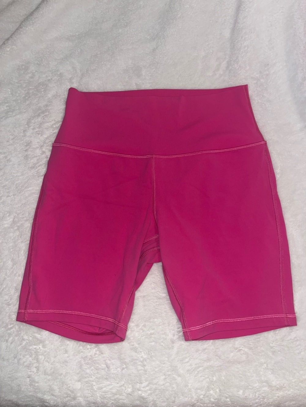 Lululemon High-Waist Sonic Pink align shorts 8” size 10